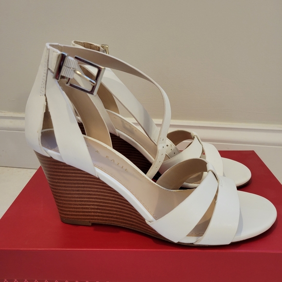 Kelly Katie Shoes Kelly And Katie White Heister Wedge Sandal